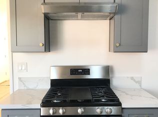113 N. Parish Pl, Burbank, CA 91506