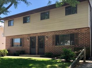 3620 Duchess Dr, Racine, WI 53406