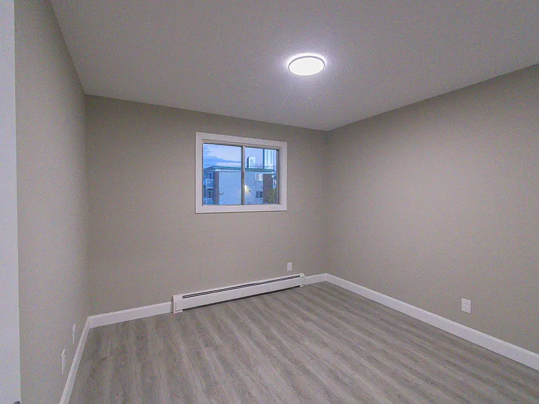 10645 113th St NW — Photo 42