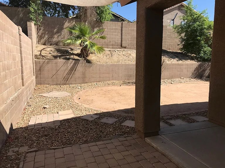2036 E Windsong Dr — Photo 8