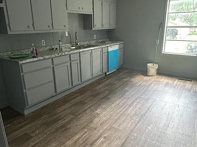 219 Highland St — Photo 5