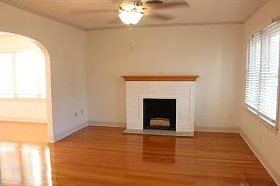 910 W York Ave — Photo 6