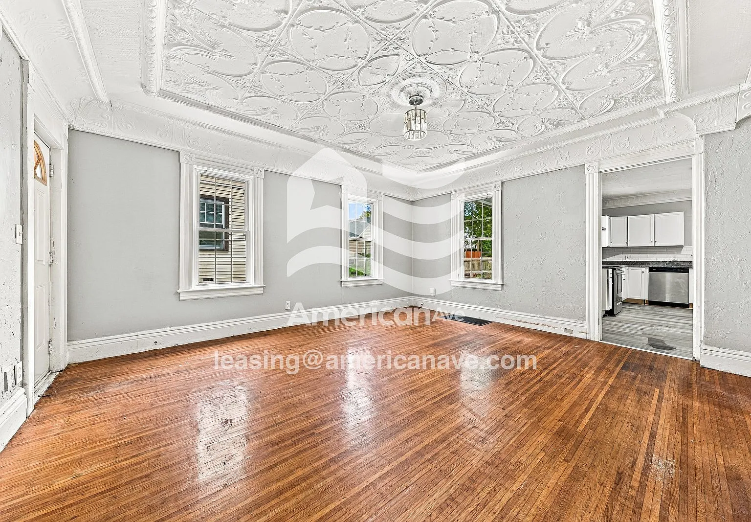 5 bed, 2.0 bath, 1964 sqft, $1,925 — Photo 3