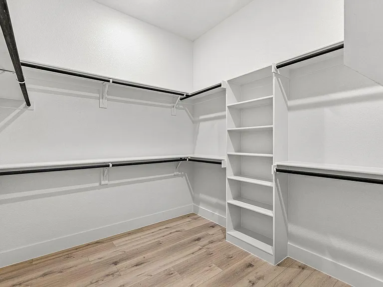 5516 Helmick Ave — Photo 15