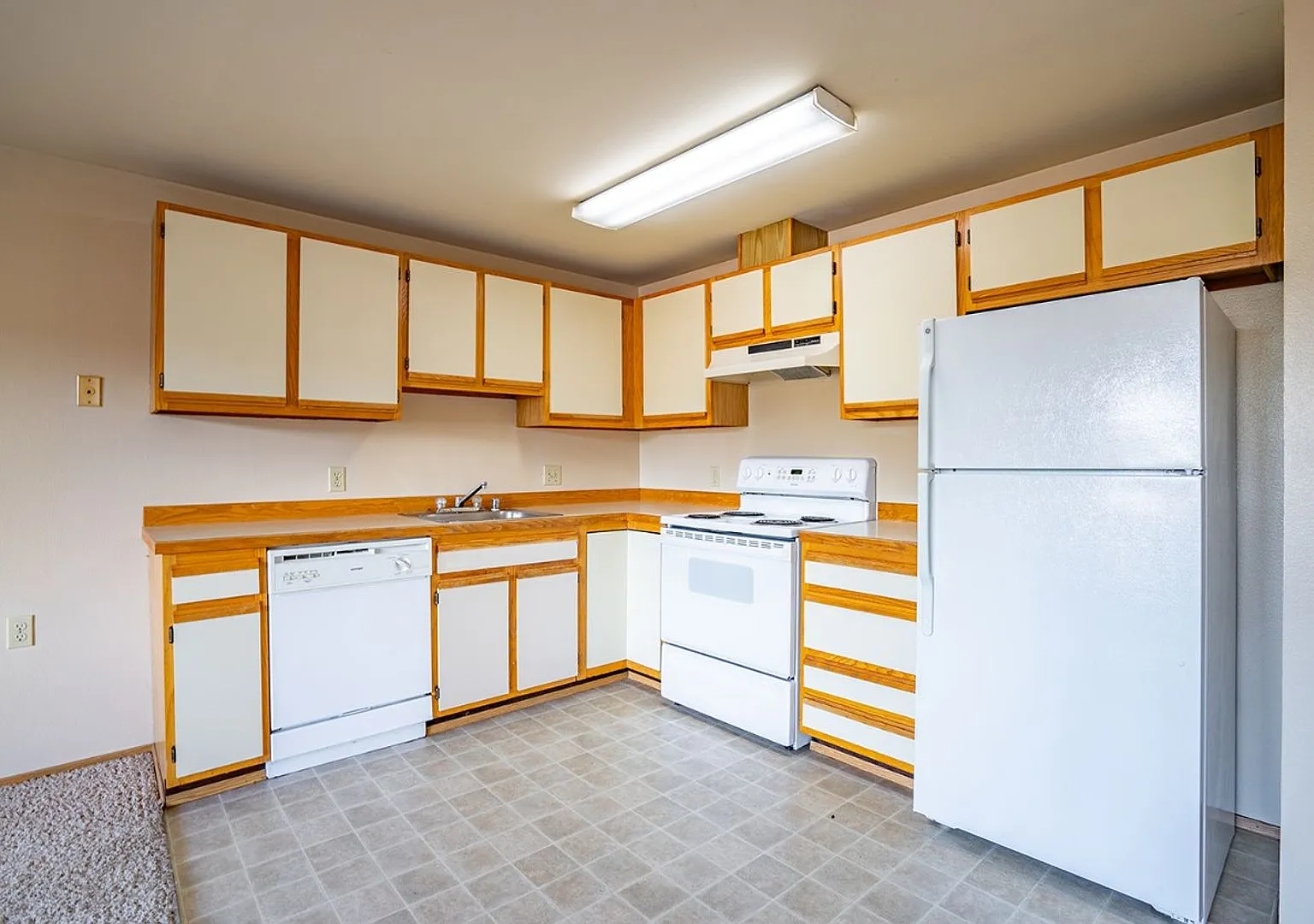The Gracey Apartments — Photo 2