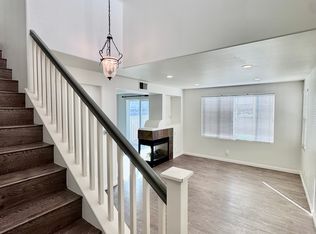 621 Ambrose Ln, Tustin, CA 92780