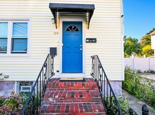 125 Field St, New Bedford, MA 02740