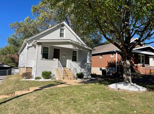 7829 Genesta St, Saint Louis, MO 63123