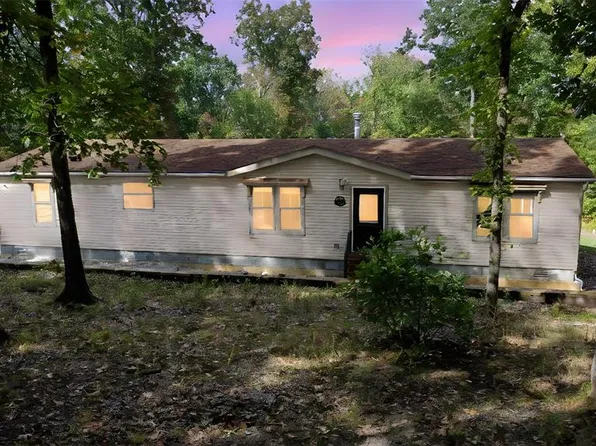 150 Dubuque Ln, Hillsboro, MO 63050