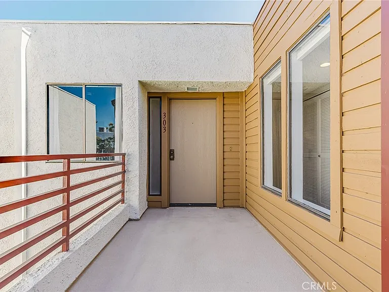 400 N Louise St #303 — Photo 3