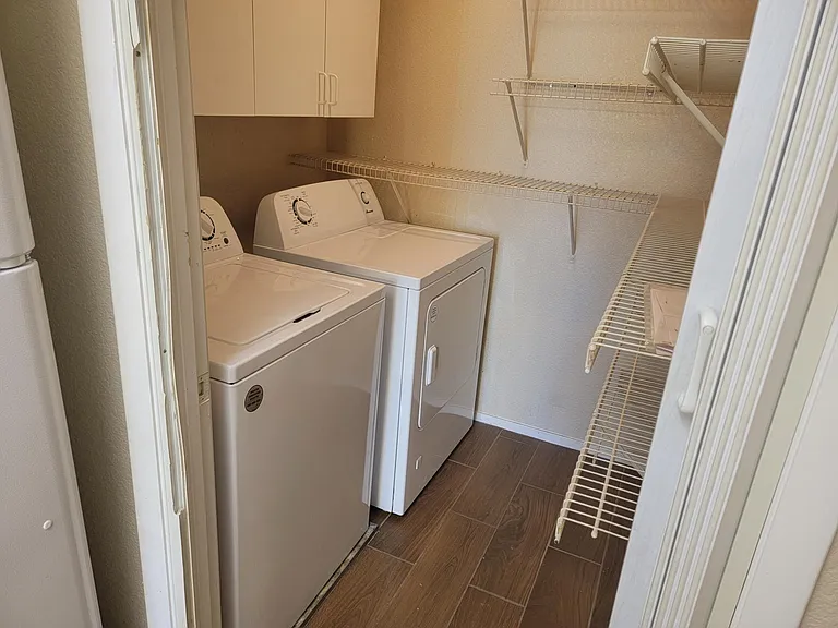 1909 Mountain Hills Ct #206 — Photo 9