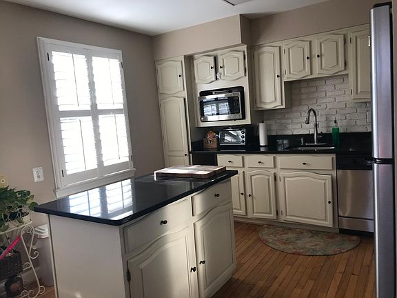 3rd image of 3552 S George Mason Dr