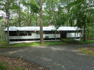 40 Pfizer Rd, Bernardsville, NJ 07924