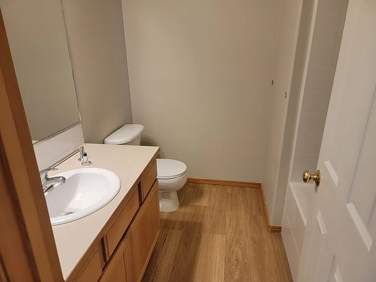 1702 N Aladdin Rd — Photo 5