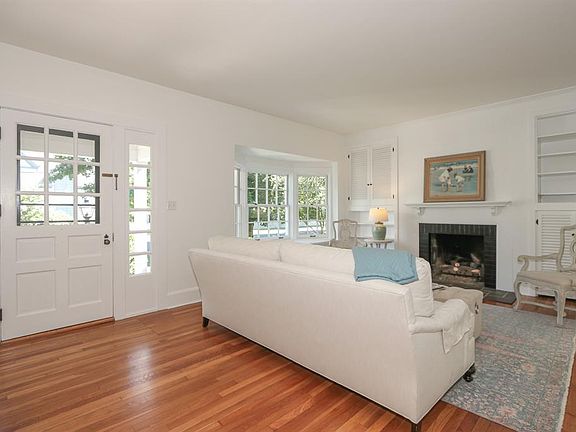 5th image of 509 Stanton Ave