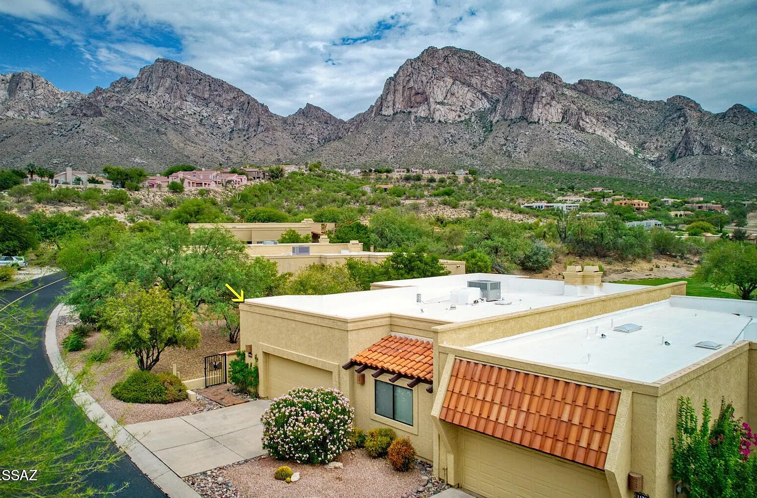2 bed, 2.5 bath, 1851 sqft, $2,900 — Photo 2