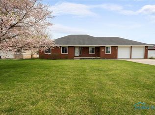 3904 Pickle Rd, Oregon, OH 43616