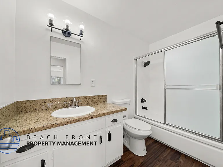 2700 Aviation Blvd #2704 — Photo 21
