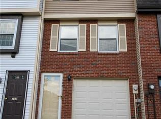 106 Bonnie Brae Dr, Coraopolis, PA