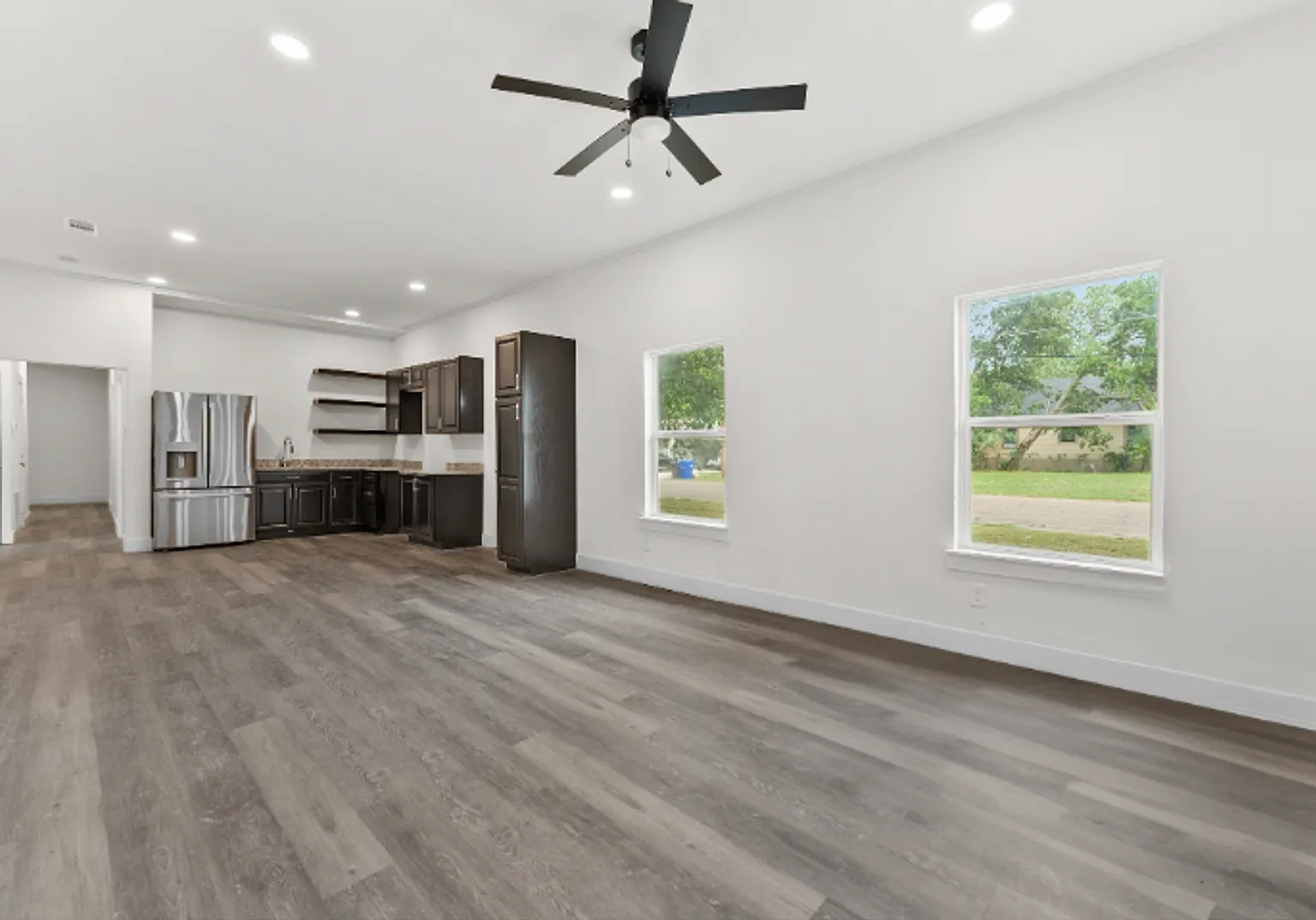 3 Bed 2 Bath for Lease — Photo 3