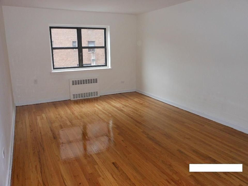 1st image of 6990 108th St