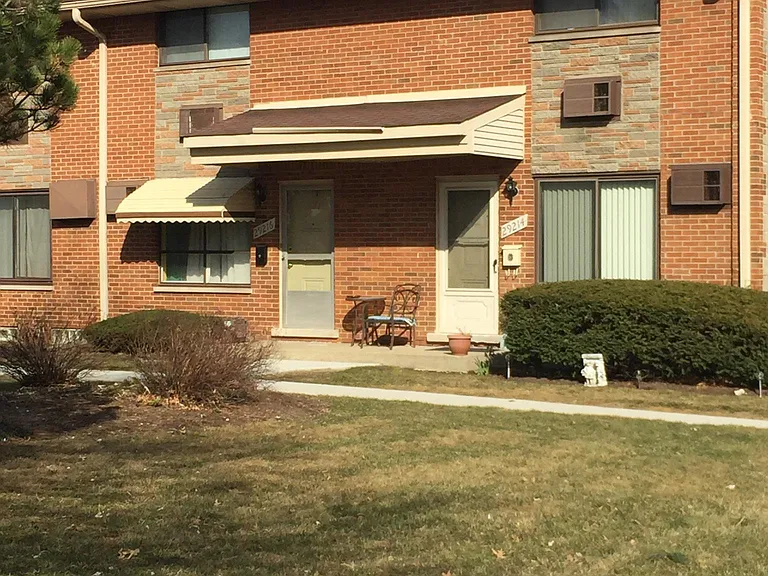 29254 Tessmer Ct — Photo 1