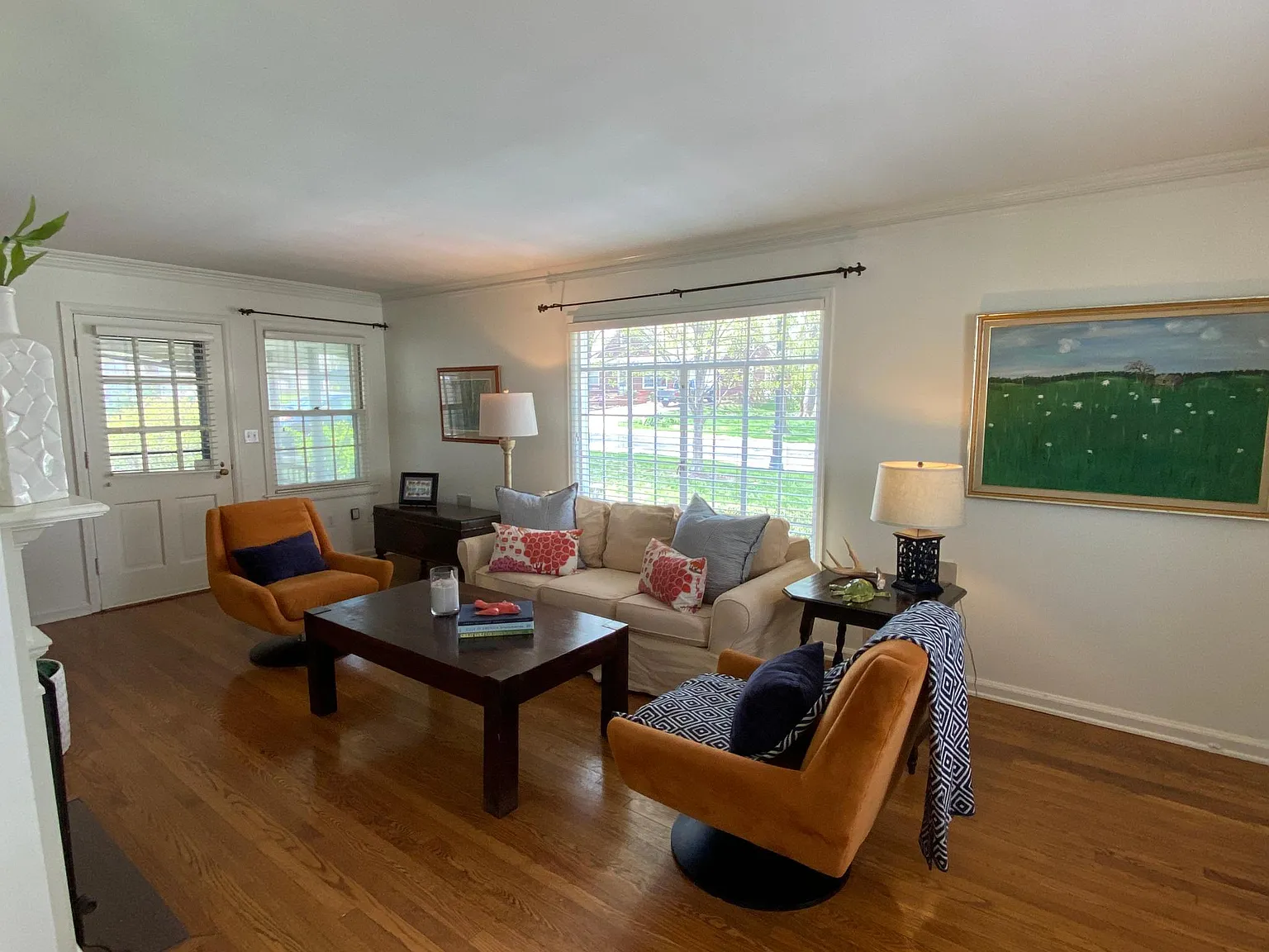 3 bed, 1616 sqft, $2,900 — Photo 3