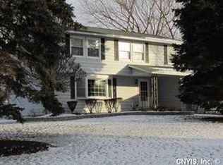 4906 Crestwood Ln, Syracuse, NY 13215