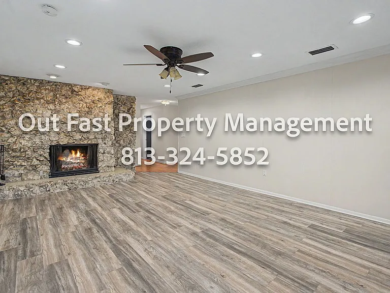 639 Howard Ave — Photo 35