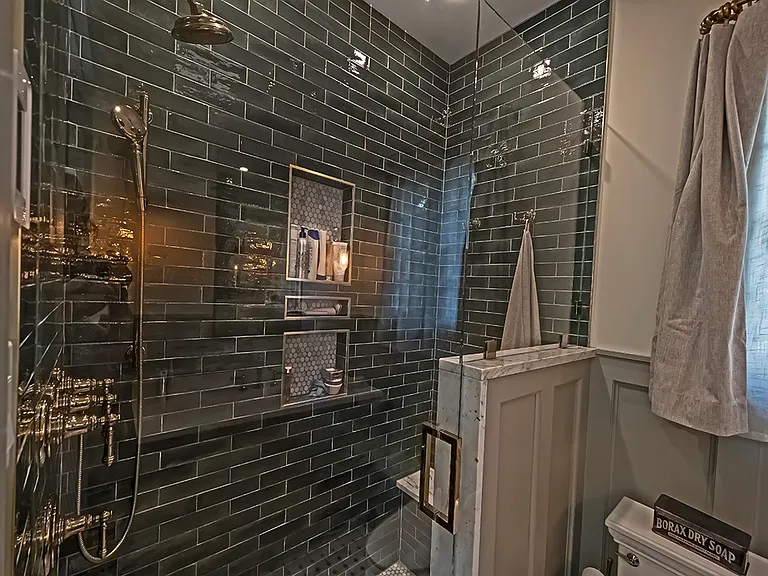6051 Grafton St — Photo 15