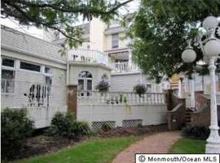 100-11 1st St, Keyport, NJ 07735