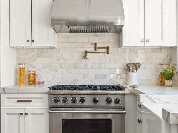 904 Lafayette Ave #2FAM, Brooklyn, NY 11221