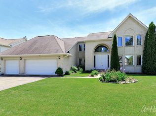 34415 N Eastings Way, Gurnee, IL 60031