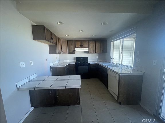 3rd image of 2303 El Rancho Cir