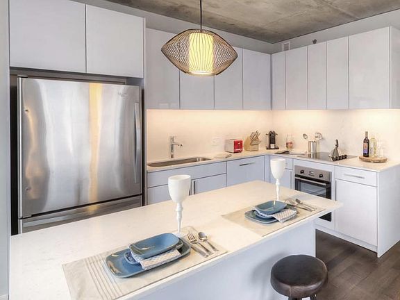 3rd image of 230 W Grand Ave #1204