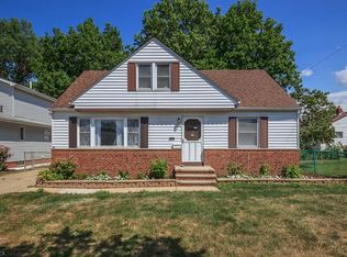 751 Dickerson Rd, Willowick, OH 44095