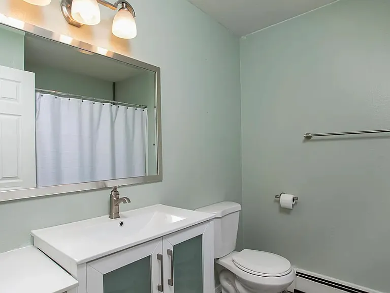 8601 Molanary Dr — Photo 8