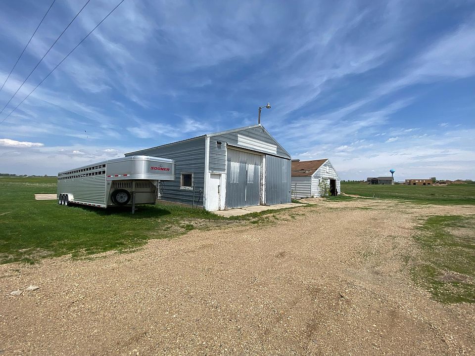 1st image of 218 160th Ave