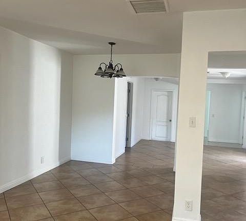 5th image of 7526 Irondale Ave