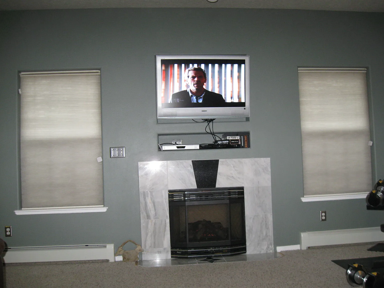2 bed, 2.5 bath, 1660 sqft, $2,500 — Photo 2