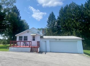 217 Ridge Rd, Amsterdam, NY 12010