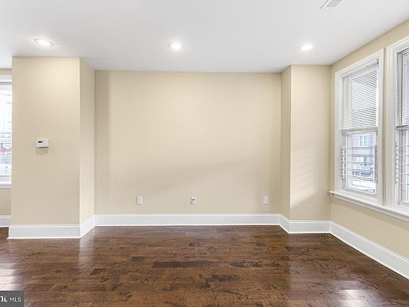 2nd image of 4623 Sansom St #A