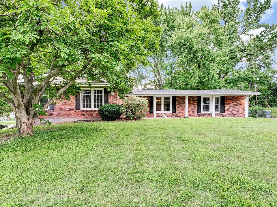 1st image of 1340 Orchard Lakes Dr