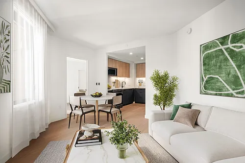 11 Ocean Pkwy Photo 1