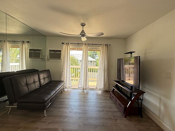 2nd image of 480 Kenolio Rd APT 15-201