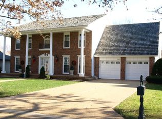 8669 W 102nd Ter, Overland Park, KS 66212