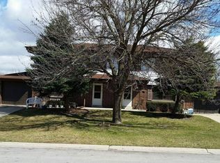 8252 S 88th St, Franklin, WI 53132