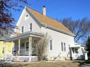 808 Washington St, Grafton, WI 53024
