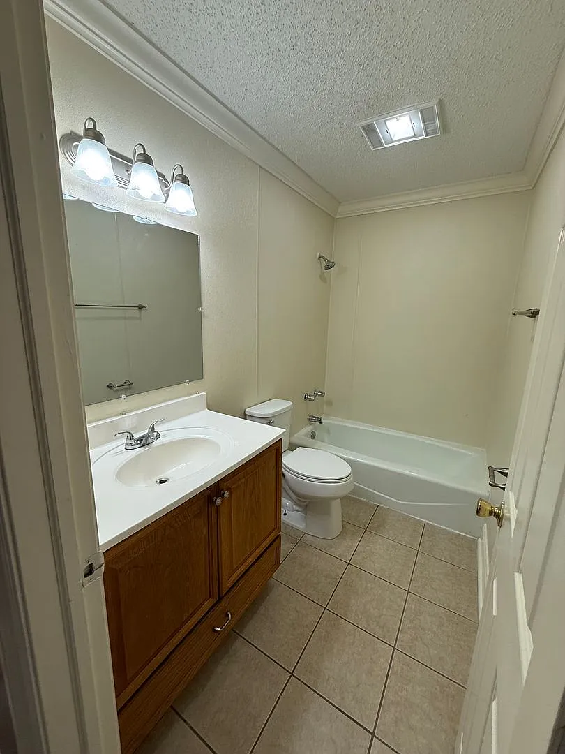 DM 1753 Starboard Dr. — Photo 4
