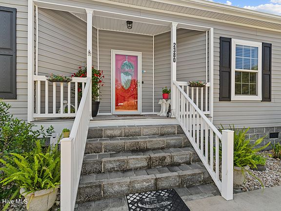 4th image of 2380 Cardinal Avenue NW